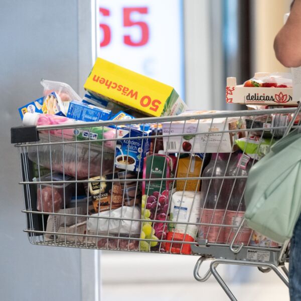 Inflation stieg im Juni auf 3,3 Prozent