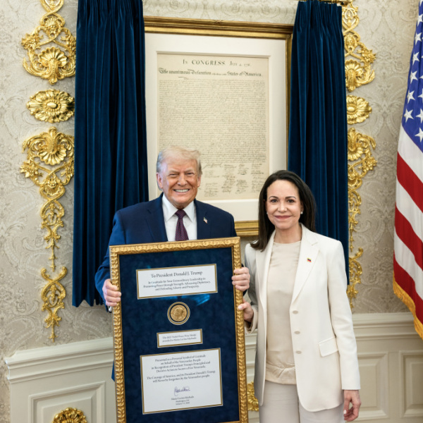 Machado gibt Trump ihren Friedens-Nobelpreis