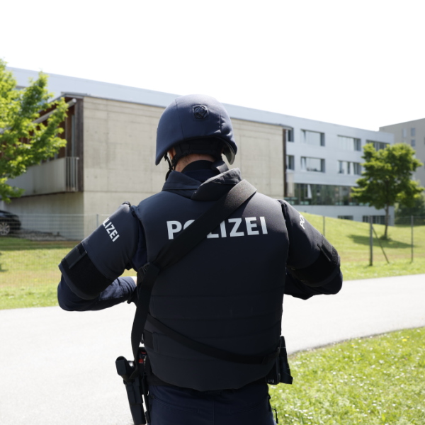 10 Tote bei Amoklauf in Grazer Schule