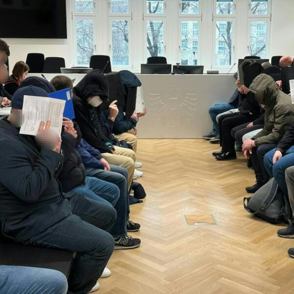 Prozess nach Ausschreitungen beim Wiener Fußball-Derby startete