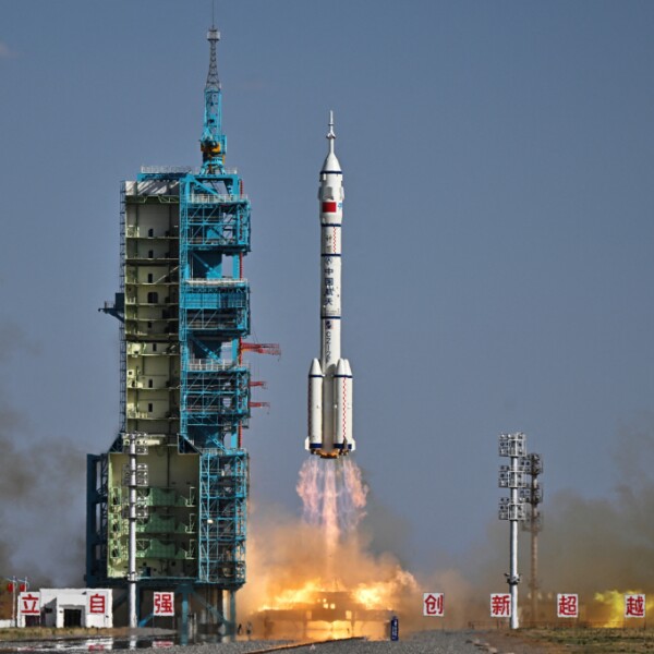 Gestrandete chinesische Astronauten zurückgekehrt