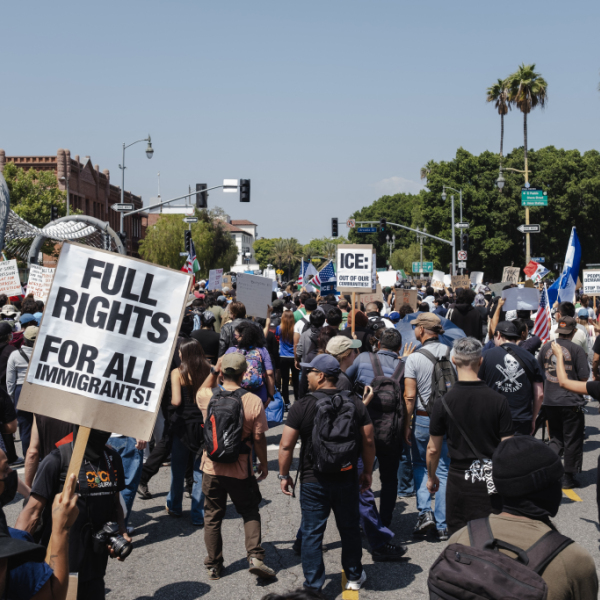 Wieder Proteste gegen die Regierung von den USA in Los Angeles