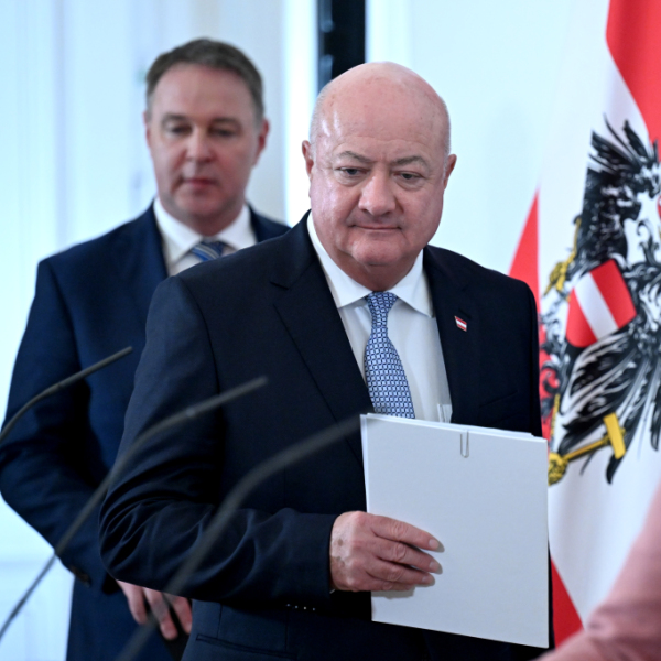Regierungs-Koalition arbeitet seit 100 Tagen zusammen